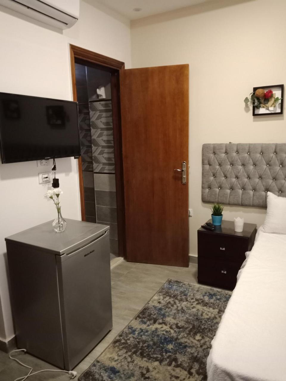 Amon Holiday Pyramids Inn Kafret el-Gabal Eksteriør billede